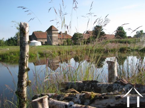 Character House with Guest House and Buildings