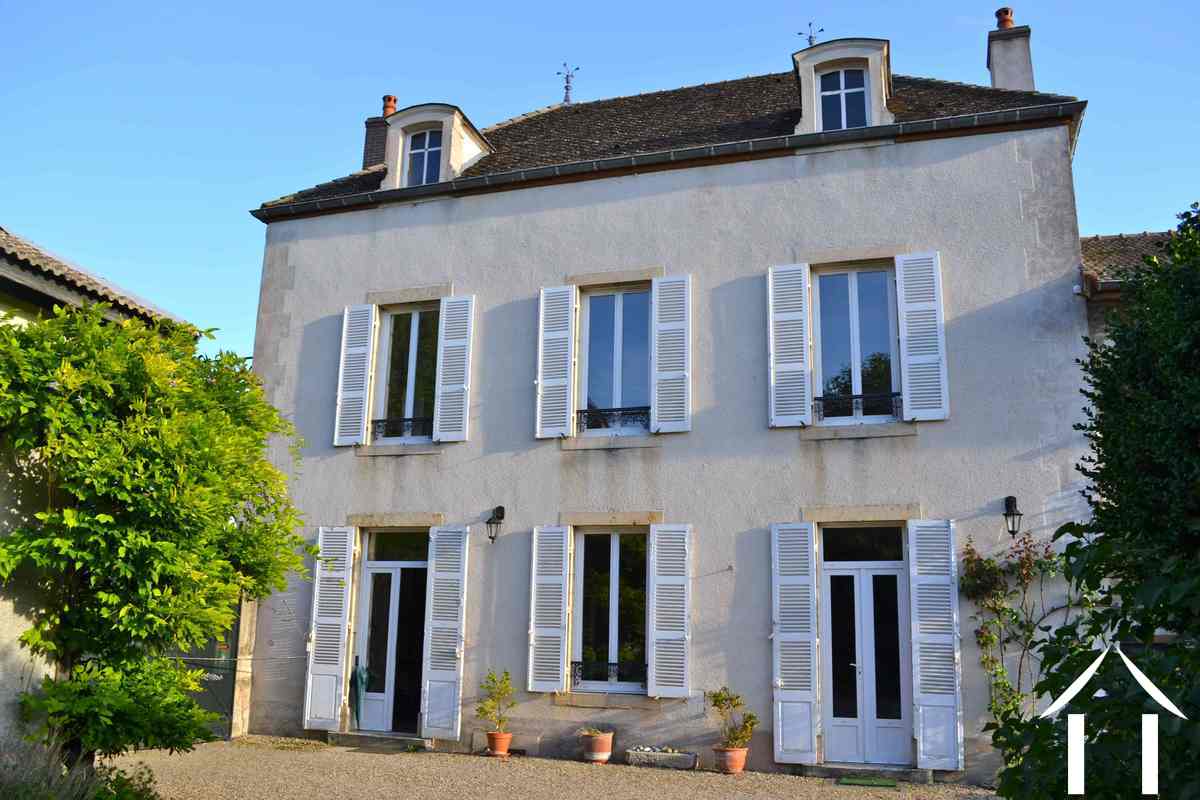 Maison de Maître for sale meursault, burgundy 5771 Burgundy4u.eu
