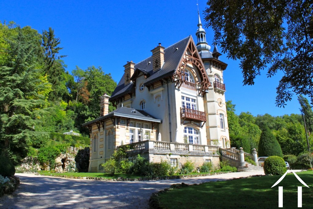 manoir a vendre cote d'or