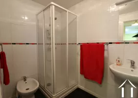 Salle de douche au RDC