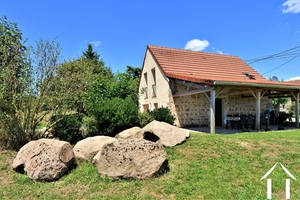 Cute 2 bedroom stone house on a large plot  